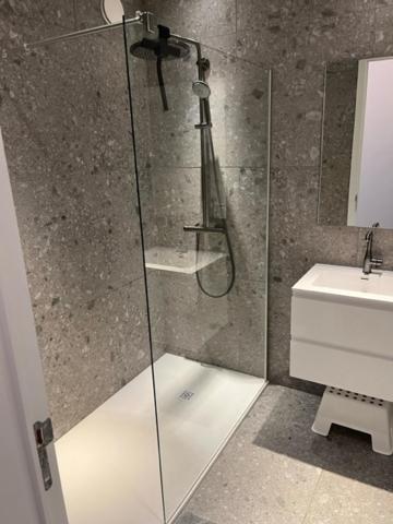 2 Slaapkamers Orly 1 Appartement